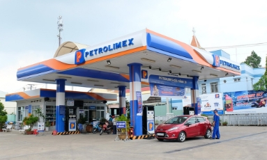  Giá xăng giảm, dầu tăng